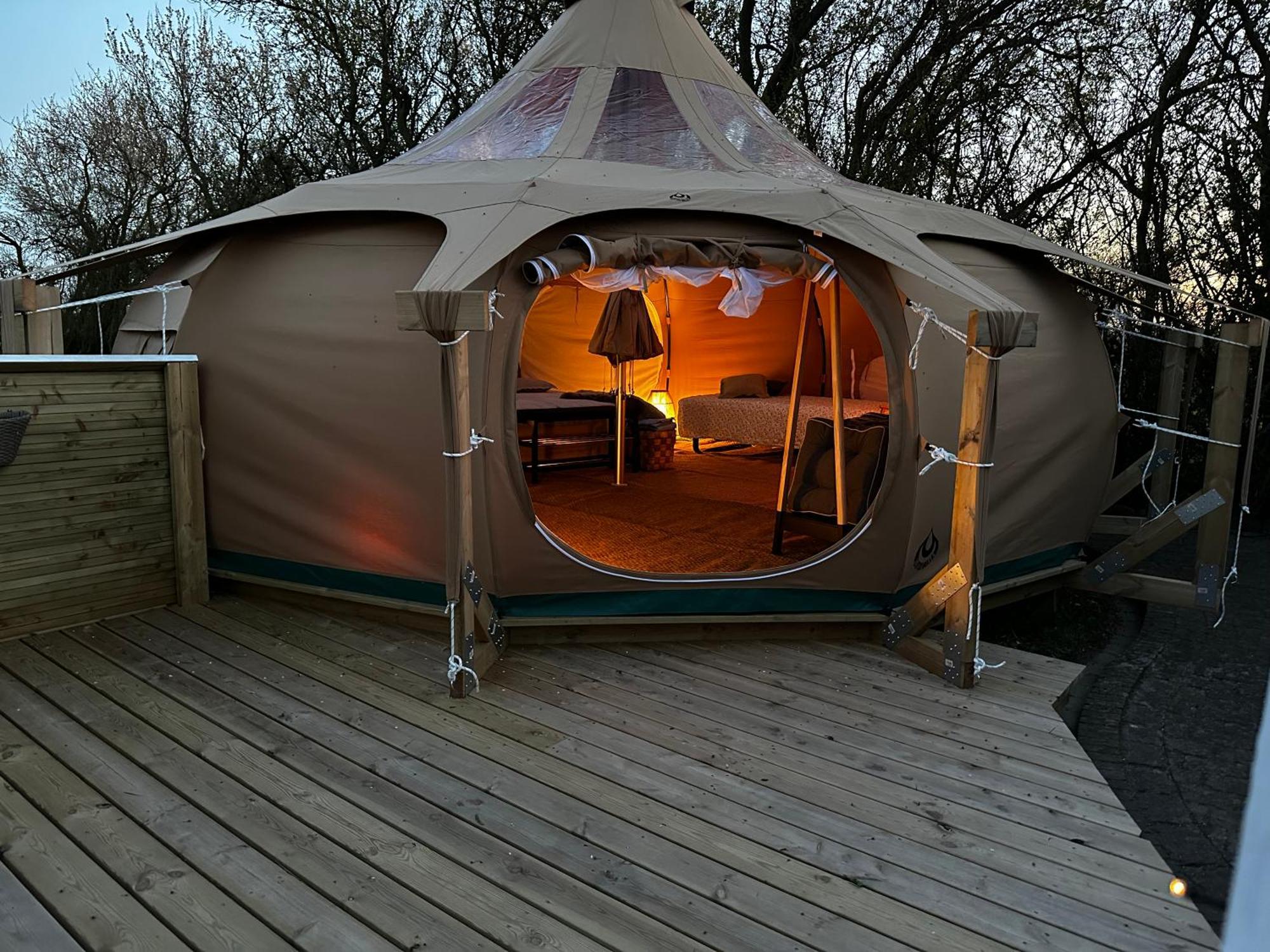 Romantik Luxus Glamping 2 Idestrup Экстерьер фото
